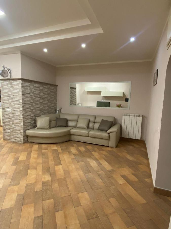 Apartamento Domus Melius Castellammare di Stabia Exterior foto